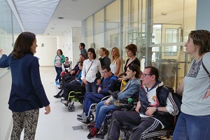 Lee más sobre el artículo Usuarios de la Confederación Galega de Persoas con Discapacidade visitan las instalaciones del APLTA de la USC